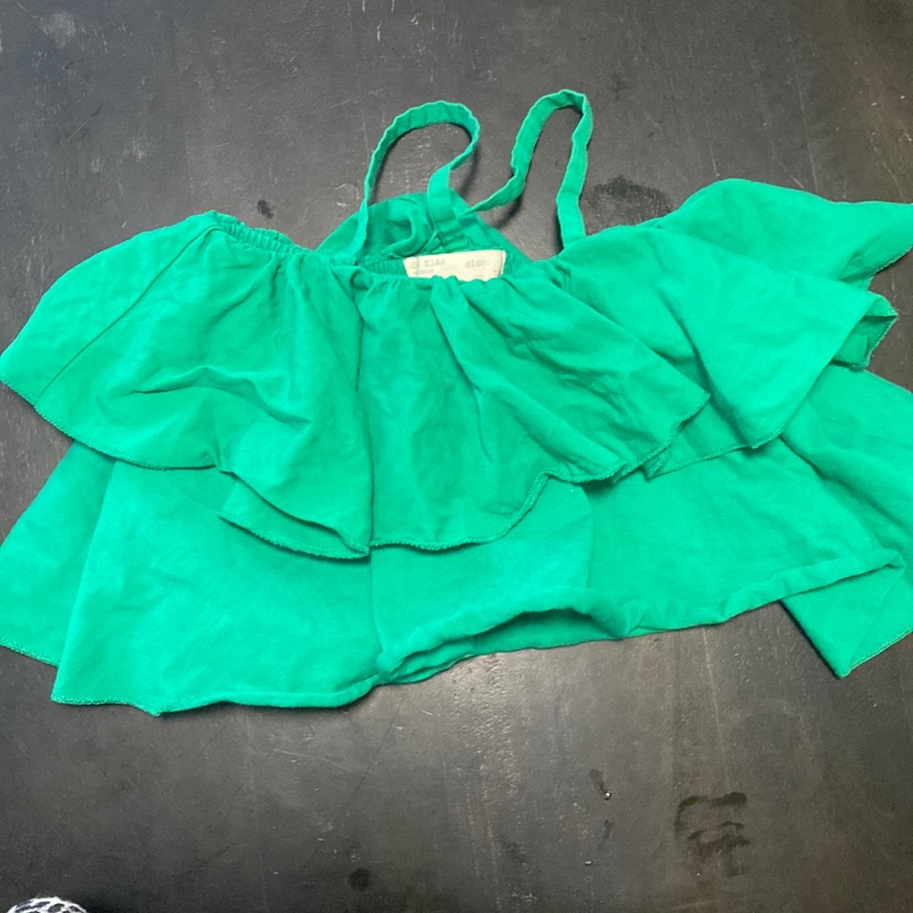 Cropped ruffle green zara racer back tank